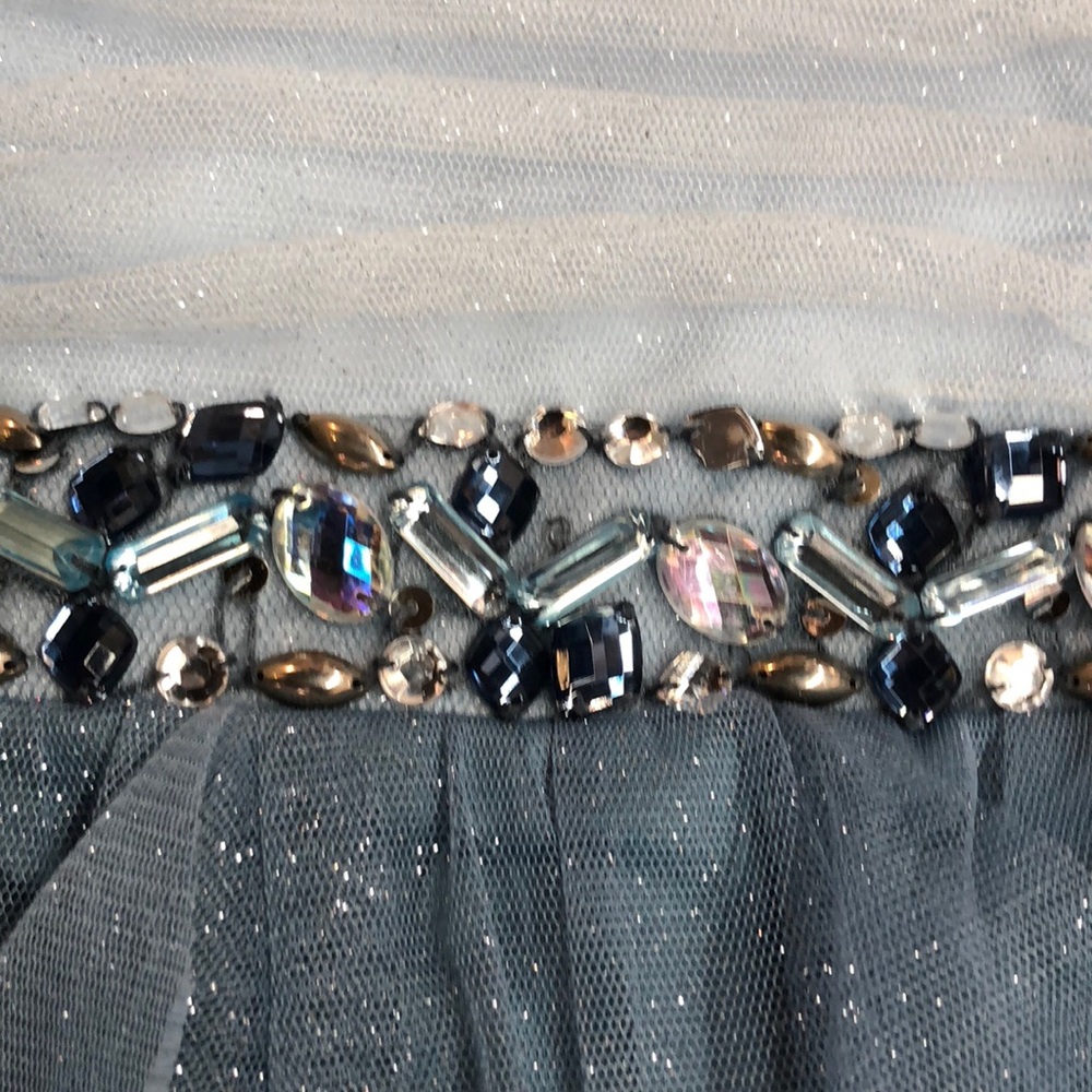 Beautiful size 1 two tone blue sparkly dress - Picture 2 of 7